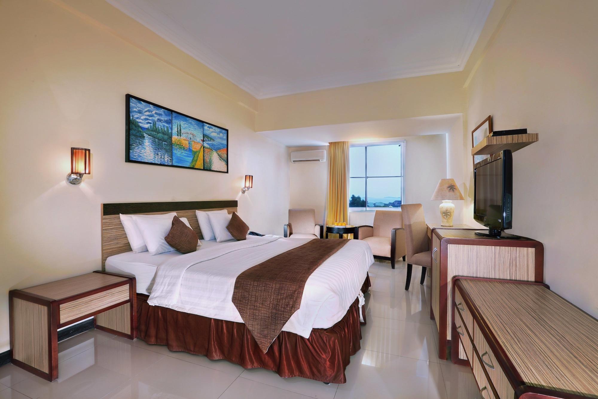Aston Karimun City Hotel Tanjung Balai Karimun Extérieur photo