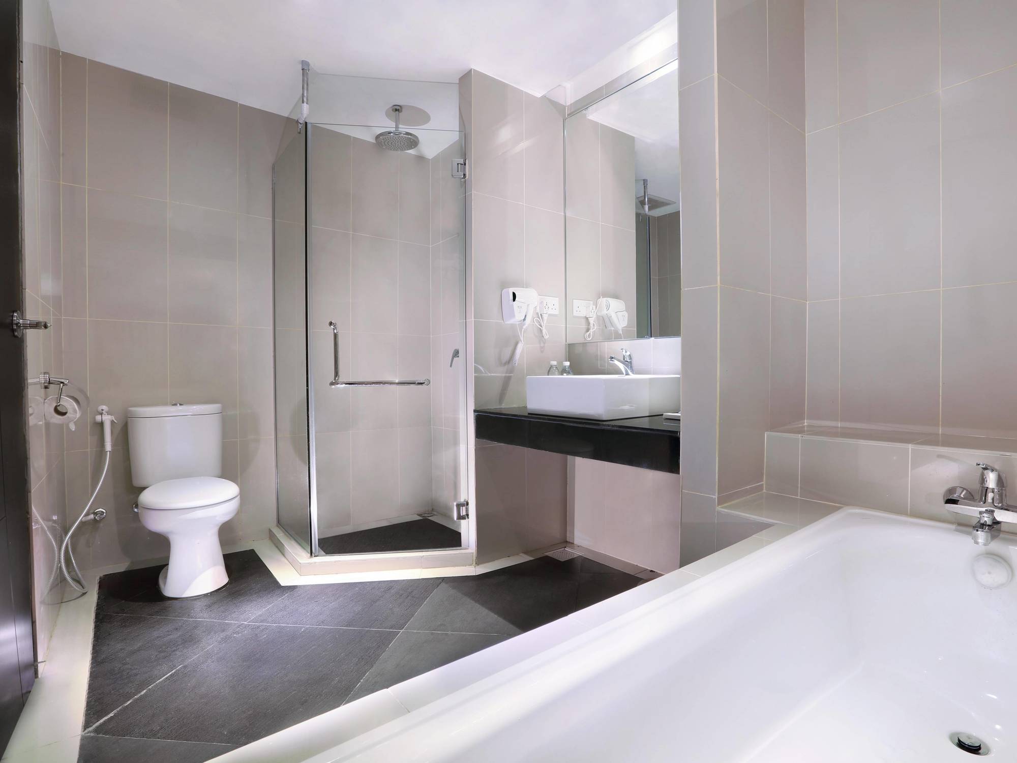 Aston Karimun City Hotel Tanjung Balai Karimun Extérieur photo